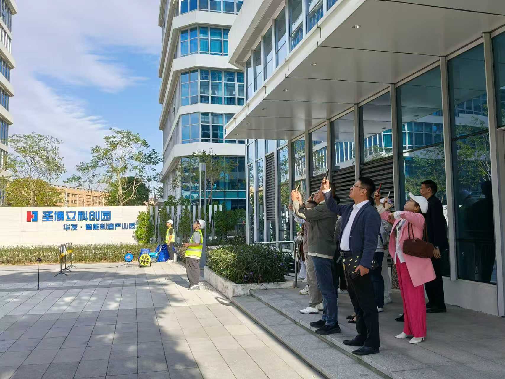 1764292055581178.jpg 4860ac5236f88543afe22e252bab2e97.jpg